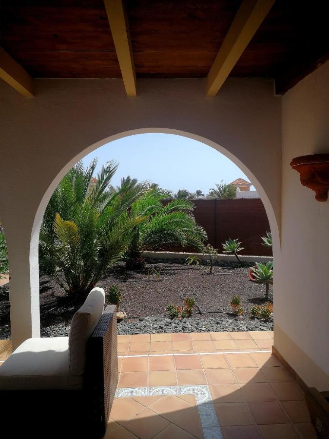 Villa Cheli Fuerteventura Golf Resort Калета де Фусте Екстериор снимка